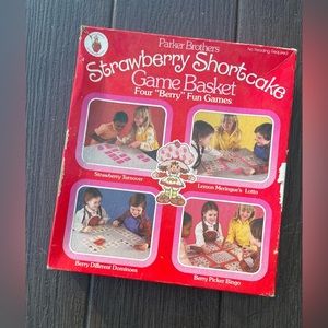 1981 Strawberry Shortcake Game Basket Four Games Parker Brothers
